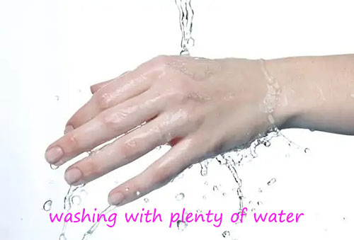 picture of washing skin